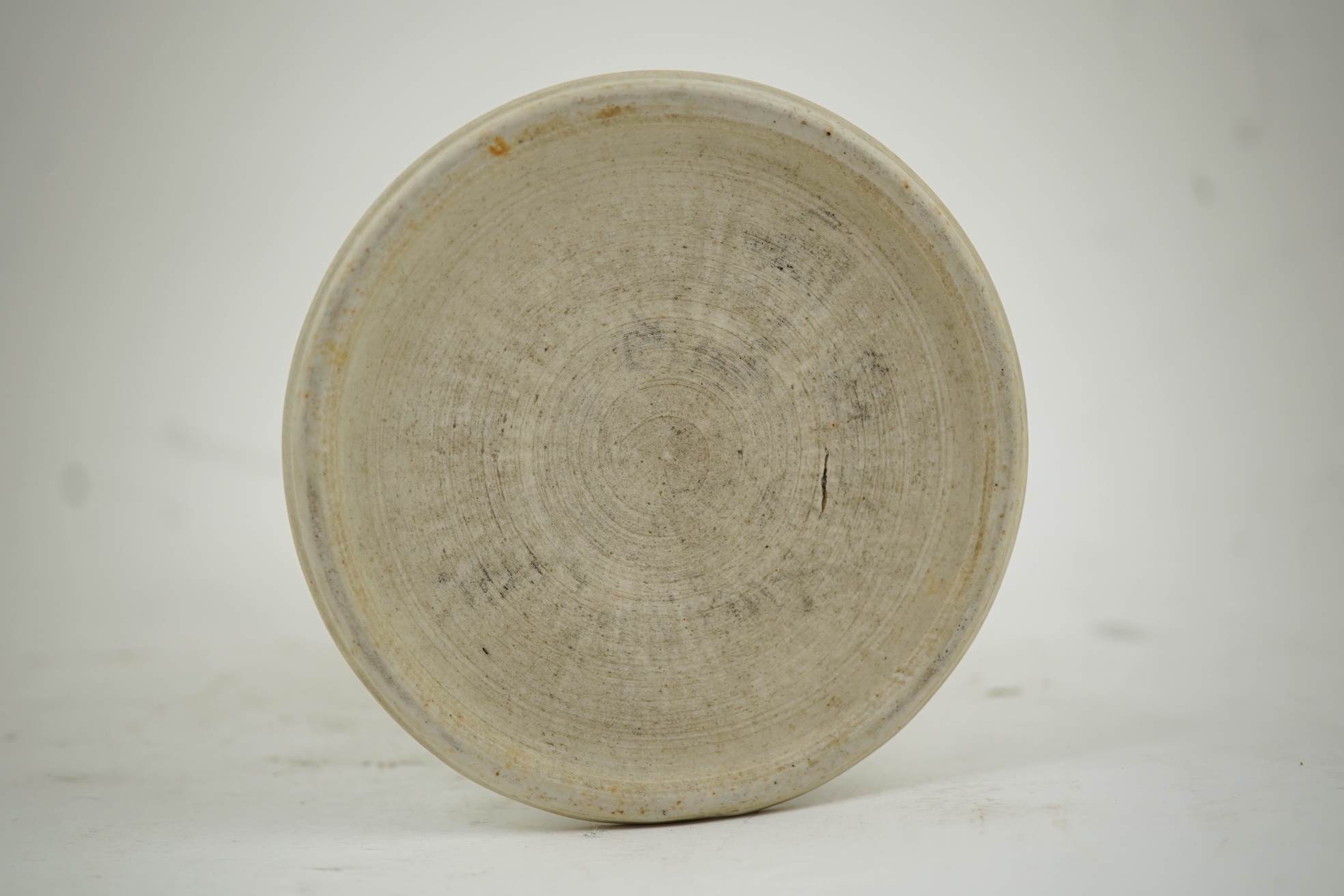 A Chinese white glazed 'gu' vase, 19th century
